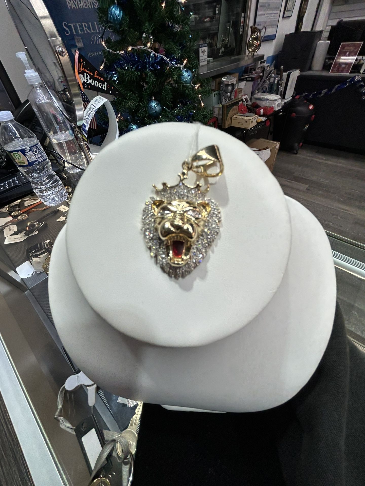 14K YG Diamond Lion Charm
