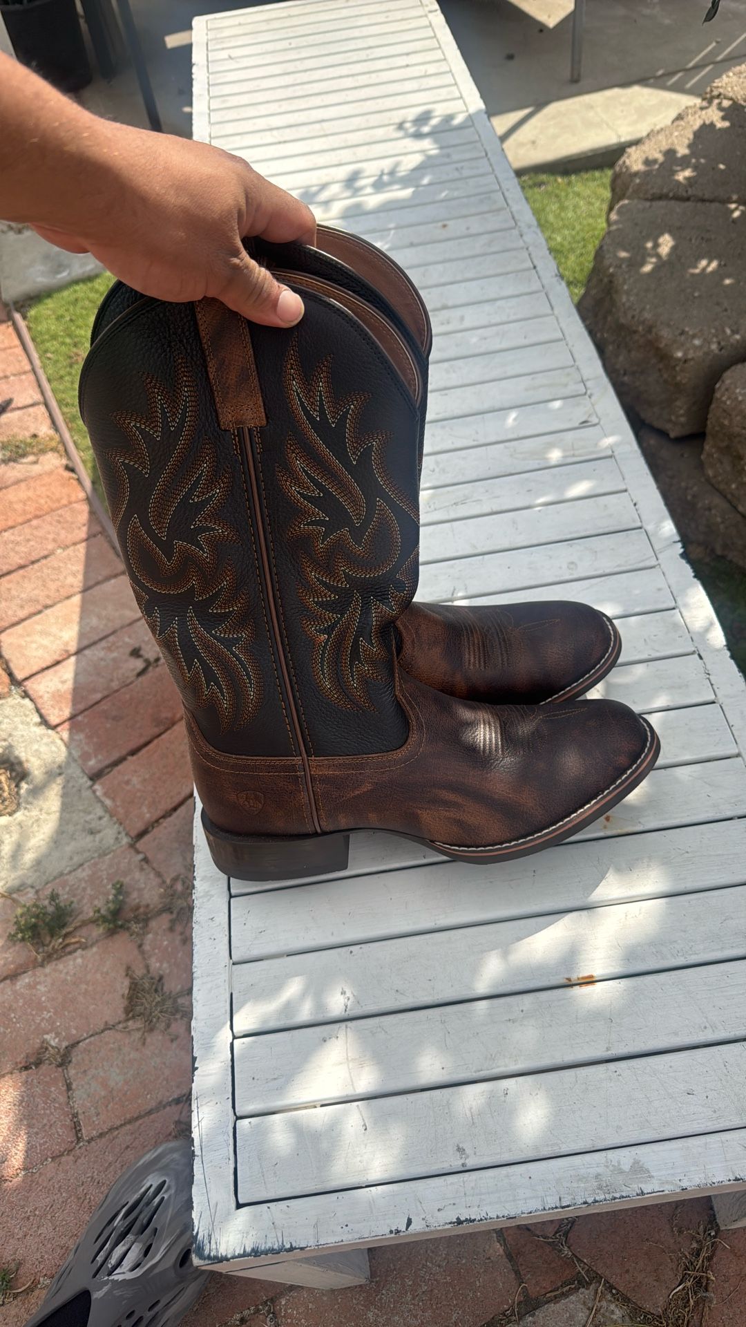 Size 10 Ariat Boots