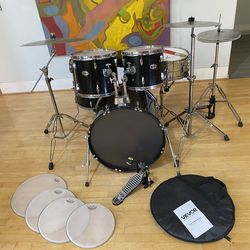 Silvertone Complete Drum Set 22 12 13 16 14”  new quiet Cymbals Stands Hihat throne Remo silentstroke heads $375 Cash In Ontario 91762 good Condition 