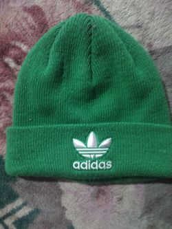 Addias beanie