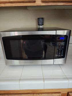 Insignia Microwave Model NS-MW09SS8