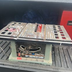 Delta 10in Table Saw 