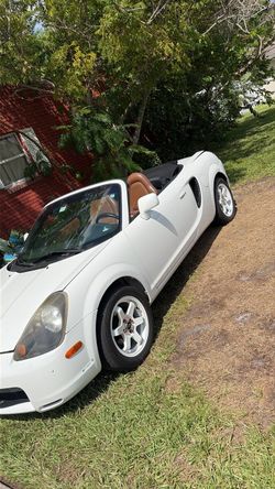 2002 Toyota MR2
