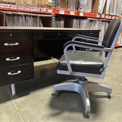 Mid Century Metal Desk With Matching Chair