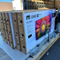 86” LG UR80 4K UHD Smart Tv 