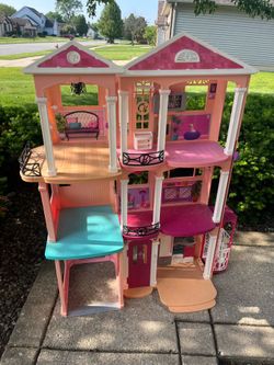 Barbie Doll House