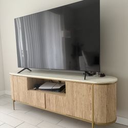 Samsung 65” Class Crystal UHD CU7000 TV