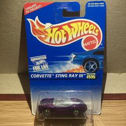Hot Wheels / Corvette Sting Ray III / Purple
