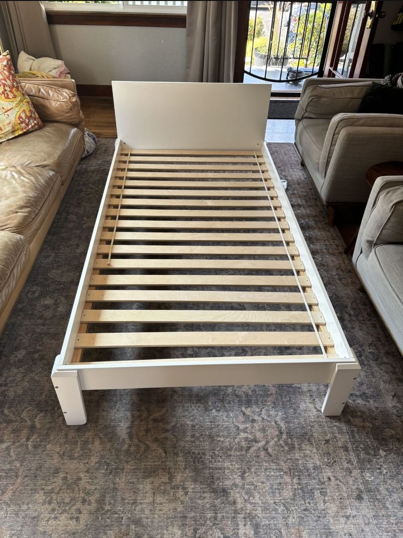 Twin Bed(s) - Ouef - Customize - Sustainable