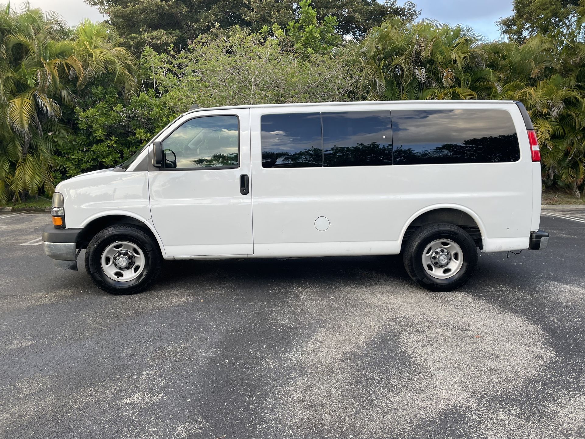 2018 Chevrolet Express 2500