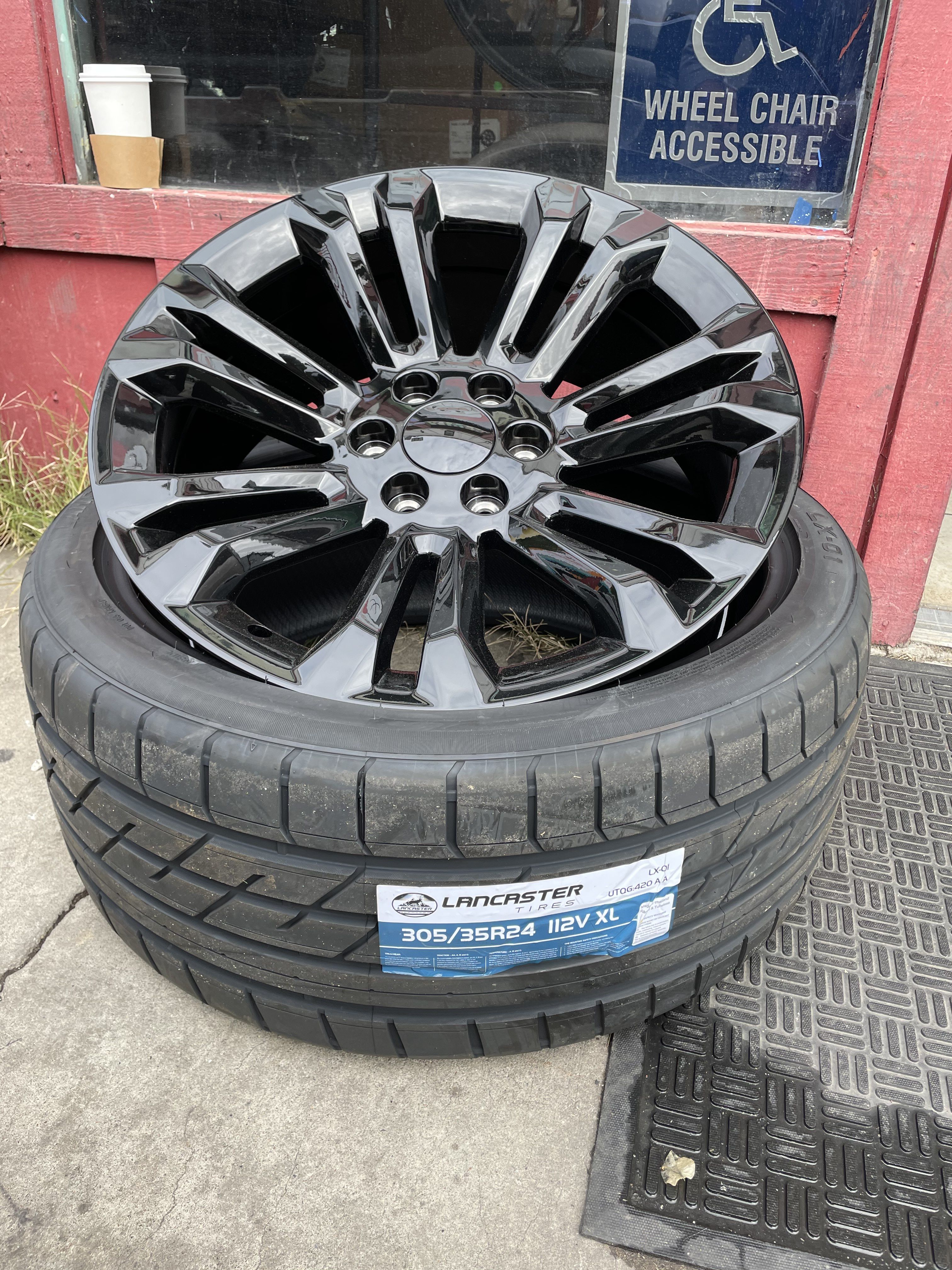 BRAND NEW RIMSN ANS TIRES 24INCH GMC REPS