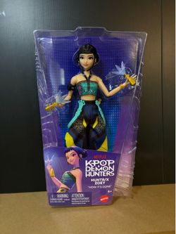 Kpop Demon Hunters Zoey Fashion Doll