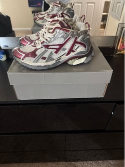 Balenciaga runners