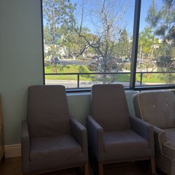 4 Grey Rocking Chairs 