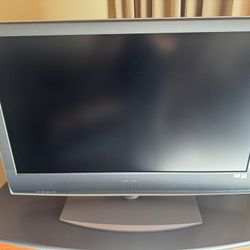 Sony 40" BRAVIA high-definition LCD TV Television 