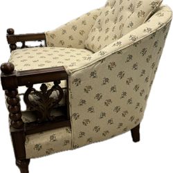 ANTIQUE CHAIR VICTORIAN STYLE 