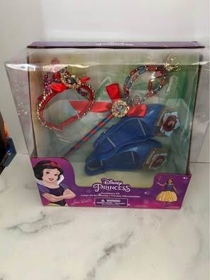 new sealed disneys snow white dress up set ages 4&Up