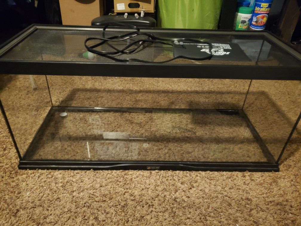 Zoo med 20 gallon long terrarium / fishtank