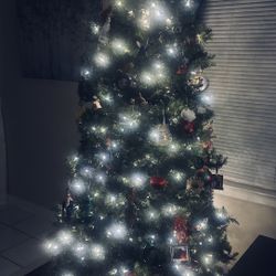 6 Ft Pre Lit White And Multi Colored Christmas Tree