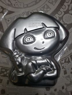Dora the explorer cake mold