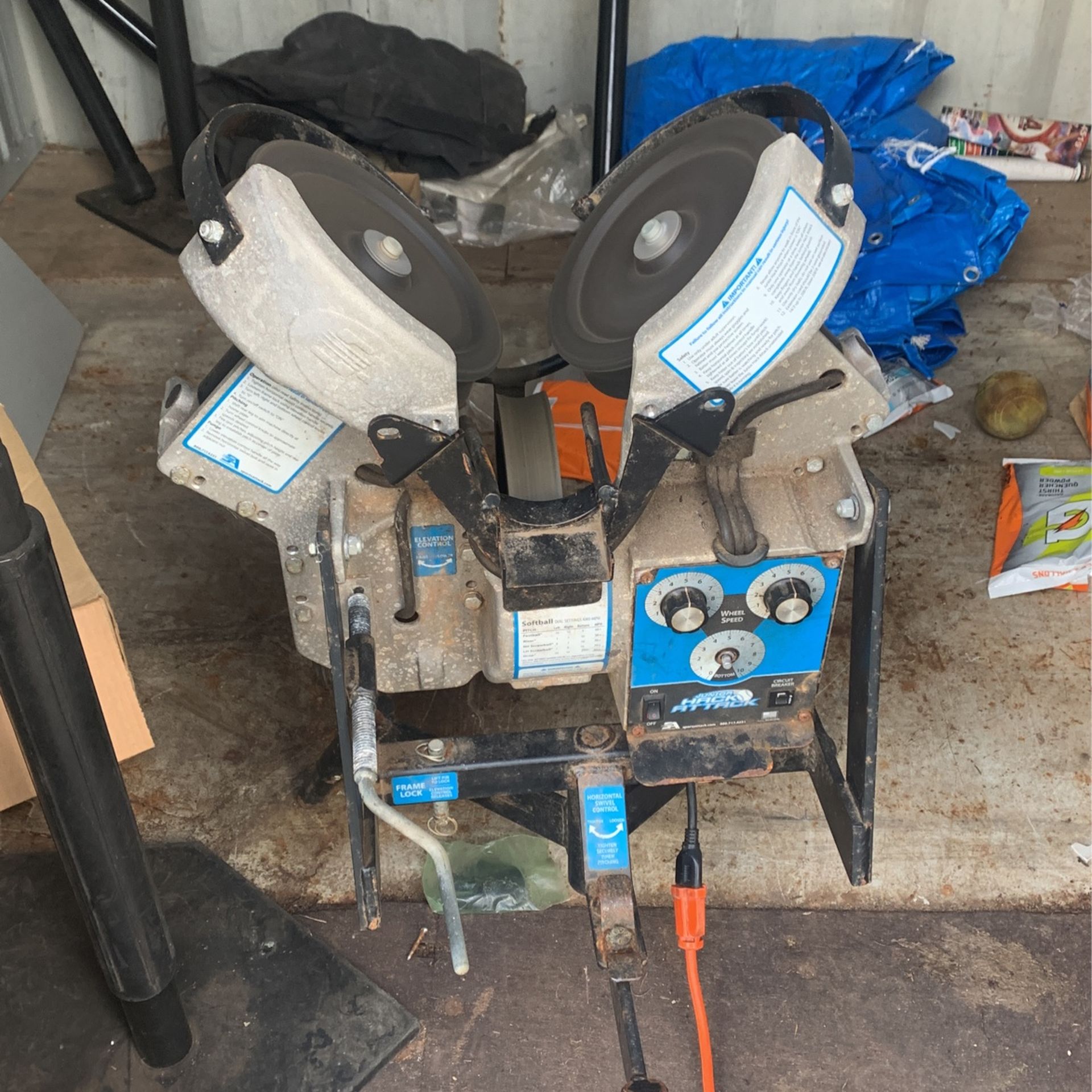 Junior Hack Attack Softball Pitching machine
