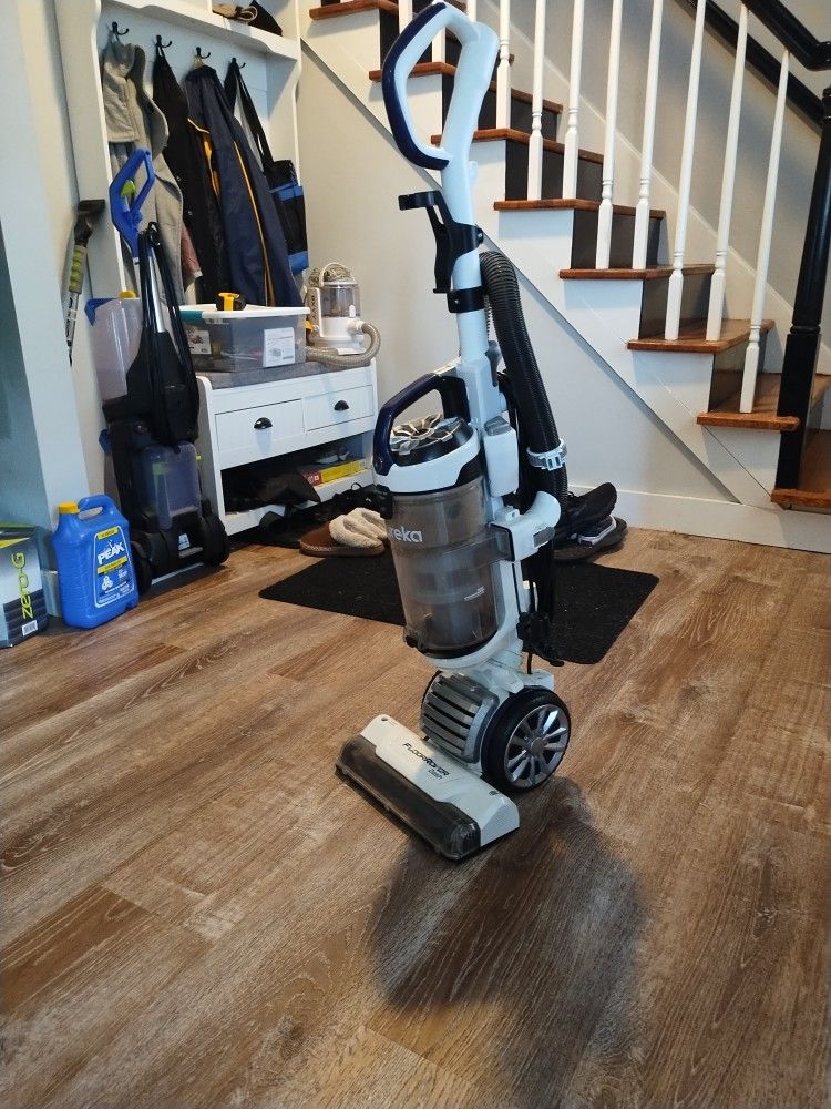 EUREKA VACUUM