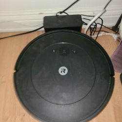 I Robot Roomba Combo Sweep/Mop