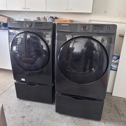 $400 Samsung Washer & Dryer Set + Pedestals - MUST SELL FAST