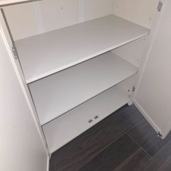 Cabinet cream color