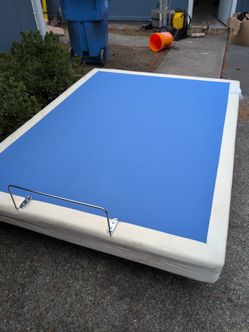Temperpedic Queen Adjustable base.