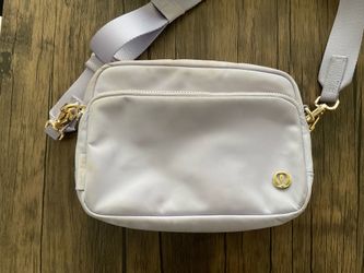 Everywhere Crossbody Bag Lilac 2L