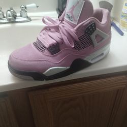 Jordan 4 Pink Size 8.5 Men 