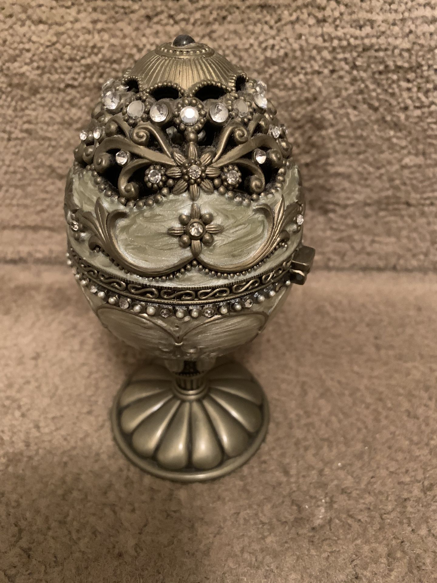 Music Box Opens Up From Kirklands