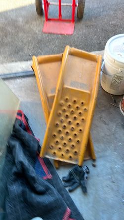 Yellow metal ramps