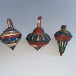 Vtg Painted wood spinning top toys