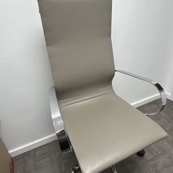 Office Chair on wheels