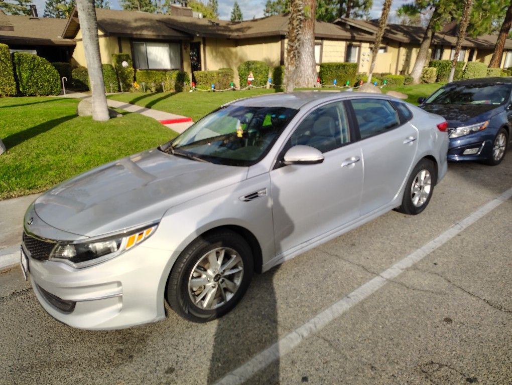 2016 Kia Engine /Parts