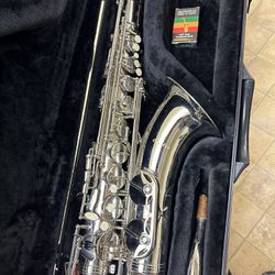 Nice Silver TENOR Saxophone with New Box of Reeds $700 Firm