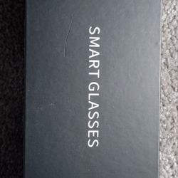 Smart Glasses – New in Box