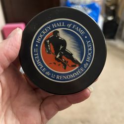 2016 HHOF Puck