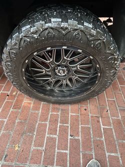Nissan titan rims and tires