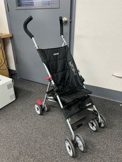 Kolcraft light compact travel stroller