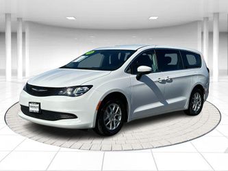 2023 Chrysler Voyager