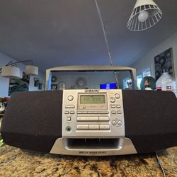 Sony CFD-S39 CD/Radio/Cassette-Corder Boombox