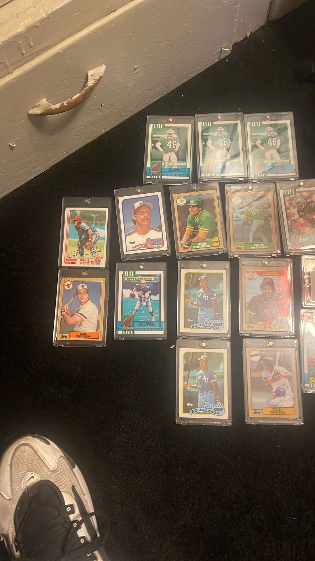 Barry Bonds, Mark McGuire  Jose Conseco Randy Johnson Frank Thomas Rookie Cards Mint Condition 