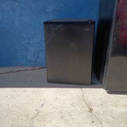 Mini Fridge Haier
