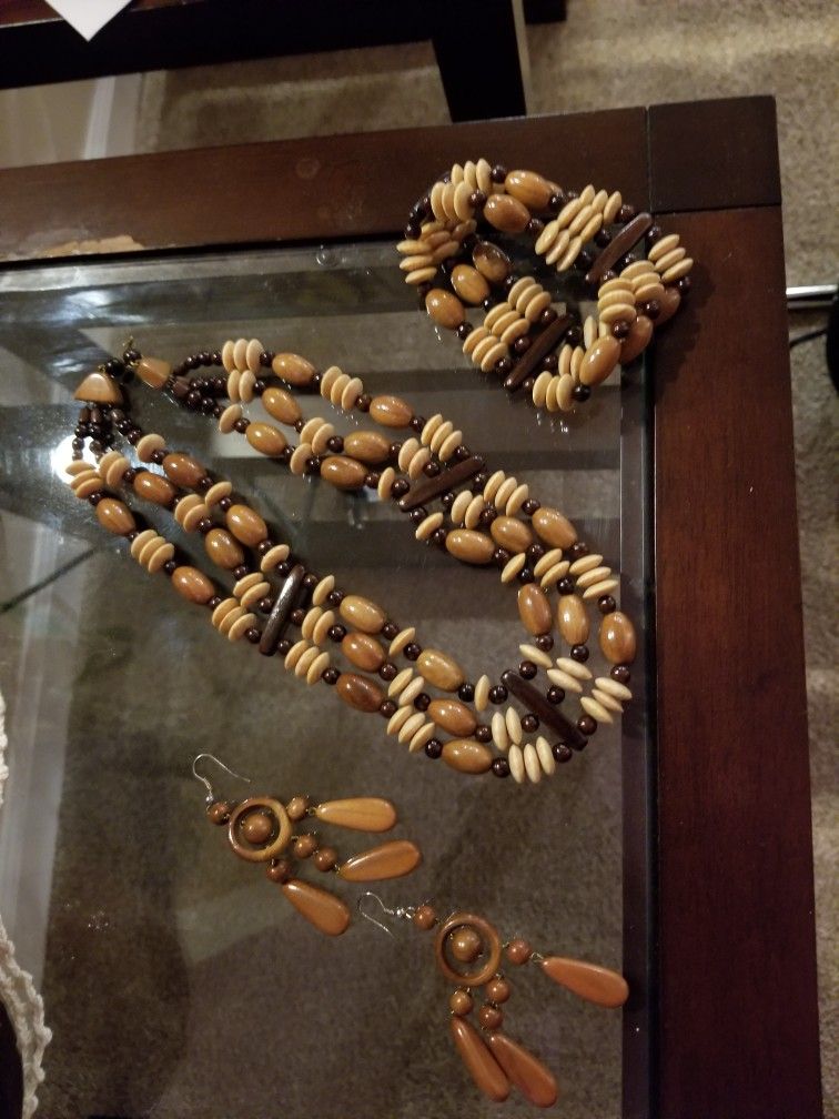 Wooden Beads Necklace, Bracelet And Earrings