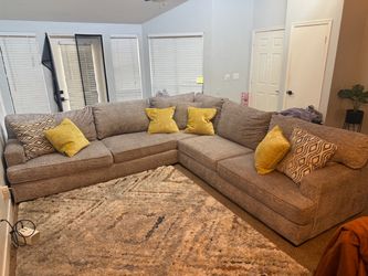 Large Sectional - Grey