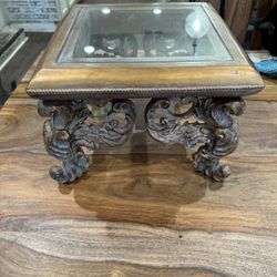 Antique Riser
