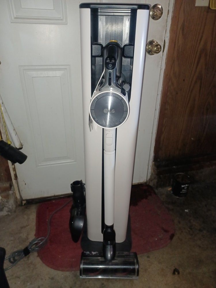 LG Cord Zero Vaccum